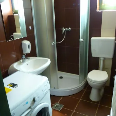 Ket Kapu Udvarhaz Apartment *