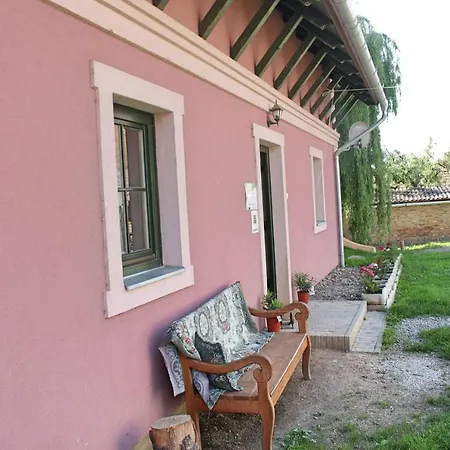 Ket Kapu Udvarhaz Apartment